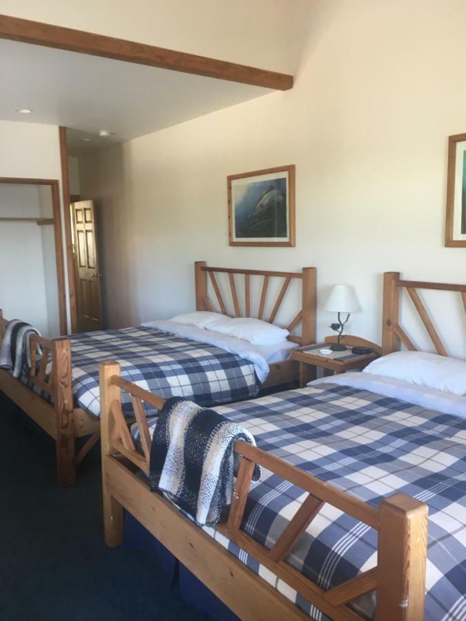 Arbutus Cove Guesthouse Metchosin Dış mekan fotoğraf